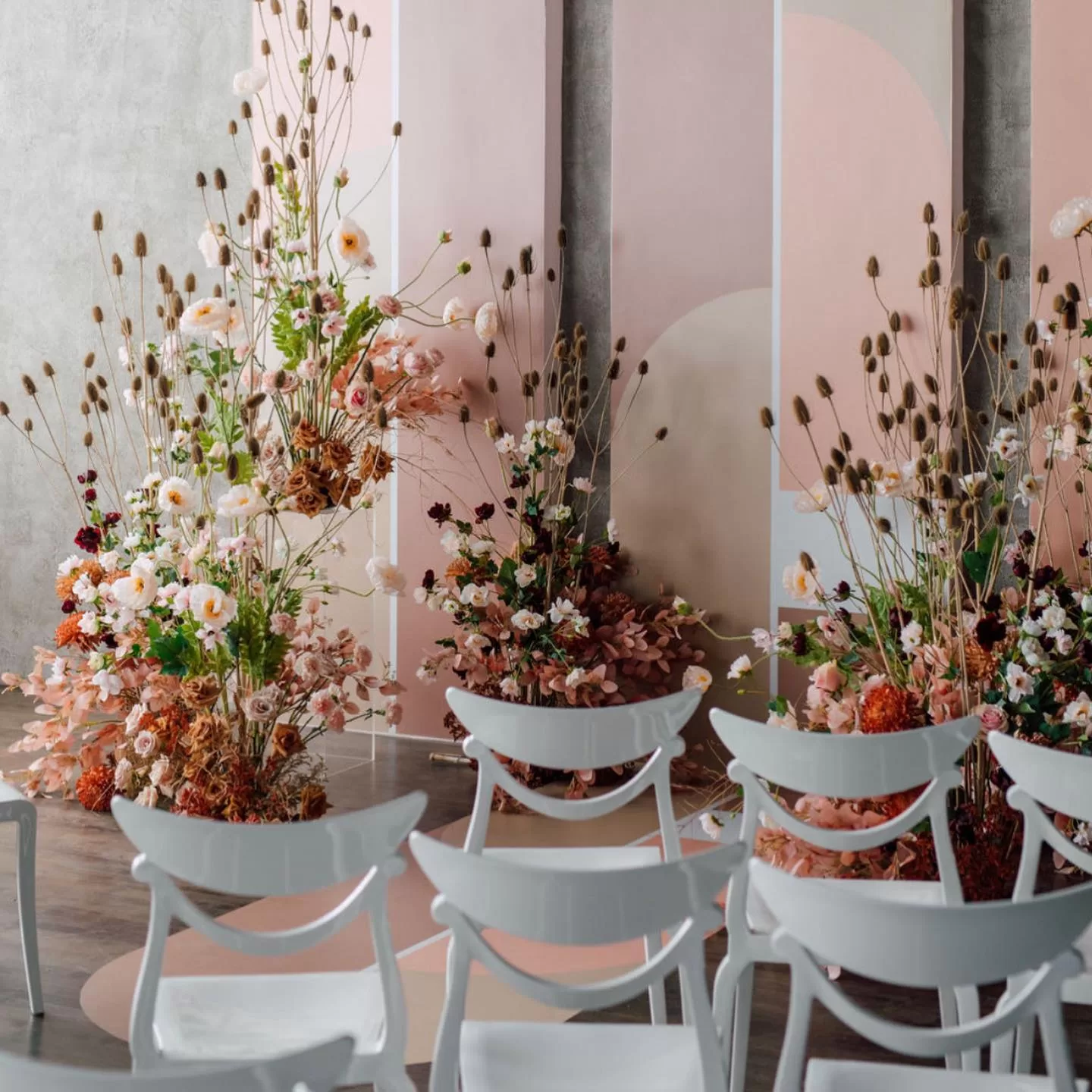 White Plastic Dining Chairs for the Perfect Table Setting