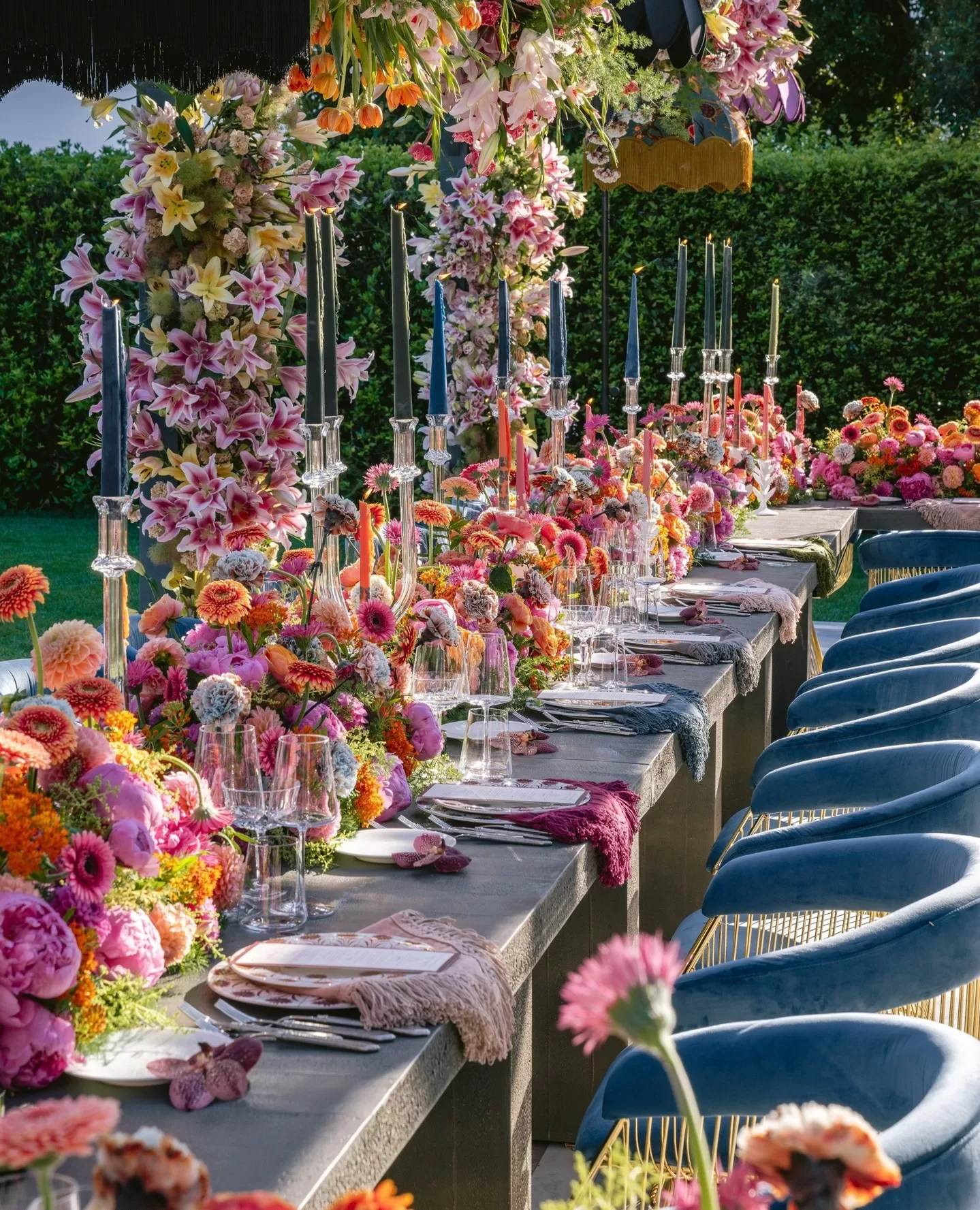  Gold-Plated Dining Chairs for Outdoor Weddings